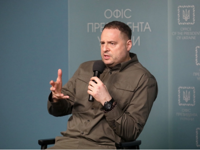 Украина Орусия менен Стамбулда сүйлөшүүгө даяр - Ермак